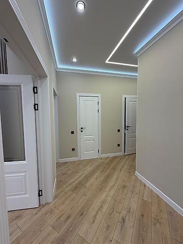 center house: 3 комнаты, 92 м², 6 этаж — 7