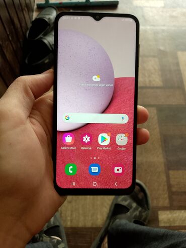 samsun a52: Samsung Galaxy A13, 32 GB, rəng - Qara, İki sim kartlı, Sənədlərlə, Zəmanət