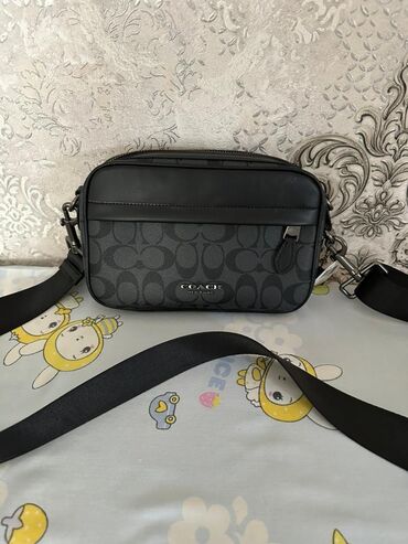 брендовые сумки оригинал распродажа: Оригинал Coach 
Есть коробка и пыльник 
Абсолютно новое с этикеткой