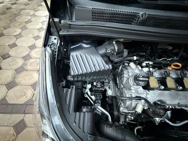 Chevrolet: Chevrolet Spark: 2018 г., 1 л, Вариатор, Бензин, Хэтчбэк — 17