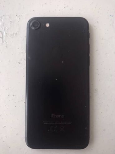 продажа настольного компьютера: IPhone 7, Б/у, 32 ГБ, Черный, Чехол, 100 %