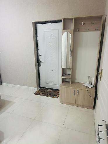 razinde kiraye: 1 otaqlı mənzil – tam mebel və texnika ilə Plan və otaqlar: - Geniş — 10