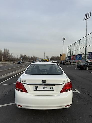 BYD: BYD E5: 2019 г., Электромобиль, Седан — 5