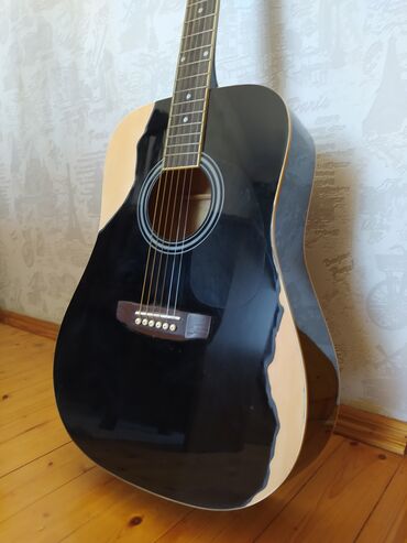 Fleytalar: Akustik gitara, 6 sim