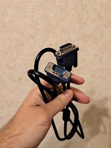 cat kabel: VGA kabellər satılır. Uzunluğu 1.5 metrdir. Kompüter, monitor — 1