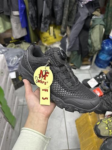 Кроссовки сетчатые чёрные M6F5 - Дышащий верх из плотной 3D‑сетки at lalafo.kg Кроссовки сетчатые чёрные M6F5 - Дышащий верх из плотной 3D‑сетки