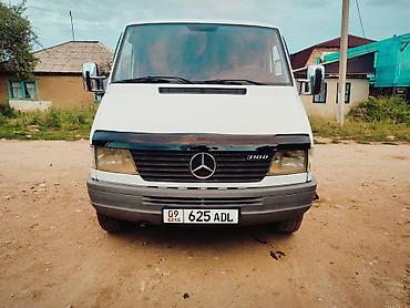 дизелный двигатель: Грузовик, Mercedes-Benz, Стандарт, Б/у — 1