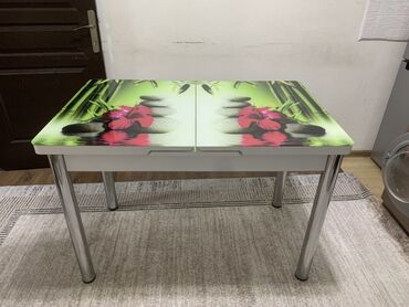 Masalar: Mətbəx masası, İşlənmiş, Açılan, Dördbucaq masa, Belarusiya