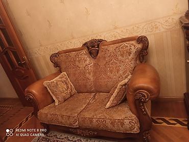 Divan və kreslo dəstləri: İşlənmiş, Klassik divan, Divan, 2 kreslo, Bazasız, Açılmayan — 2