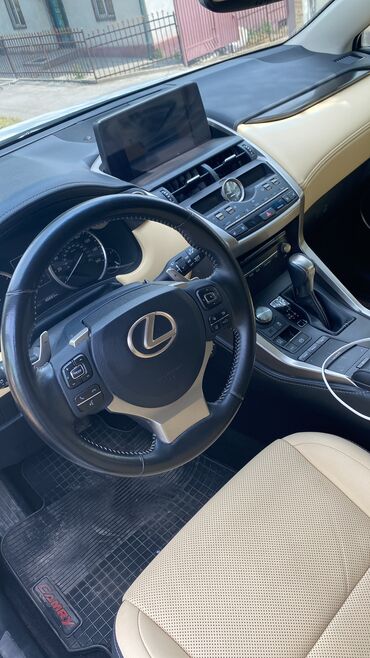 на лексус: Lexus NX: 2019 г., 2 л, Автомат, Бензин, Кроссовер