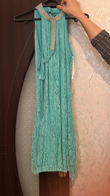 sauvage dior qiymeti: Вечернее платье, Миди, M (EU 38)