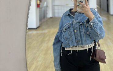 cins pencekler instagram: Джинсовая куртка, Bershka, L (EU 40)