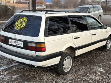 Volkswagen: Volkswagen Passat: 1989 г., 1.8 л, Механика, Бензин, Седан