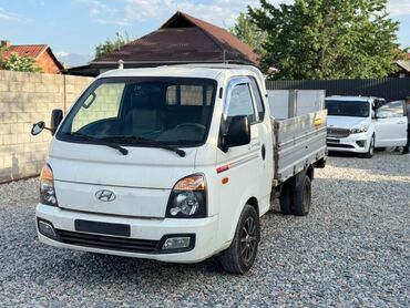 Легкий грузовой транспорт: Легкий грузовик, Hyundai, Стандарт, 3 т, Б/у at lalafo.kg Легкий грузовой транспорт: Легкий грузовик, Hyundai, Стандарт, 3 т, Б/у