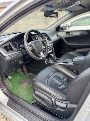 Hyundai: Hyundai Sonata: 2019 г., 2 л, Типтроник, Газ, Седан — 8