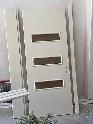 Qapı – 2 ədəd Ölçü: 220 x 83 smQapi 2eded 220/83sm 150azn biri Nzs