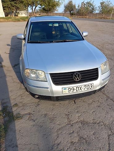 volkswagen passat b8: Volkswagen Passat, gümüşü rəng. - Kuzov: sedan, orijinal VW radiator — 1