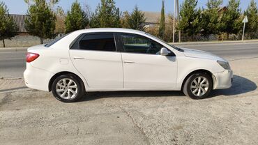 Avtomobil salonu üçün digər detallar: Dongfeng S30 sedan – komfortlu və geniş salon . Tecili satilir — 1