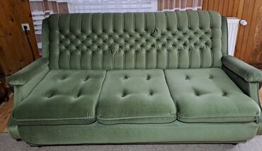 Sofe i kaučevi: Trosed-u odličnom stanju, bez oštećenja mebla, bez fleka, mehanizam — 1