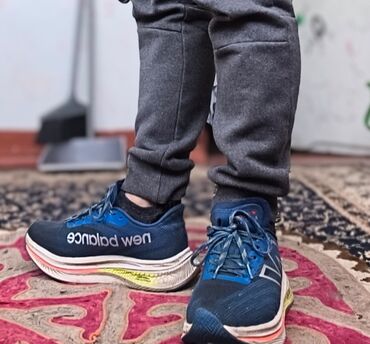 обувь ручной работы: Мужские кроссовки, 42, New Balance, Б/у, цвет - Синий, Бесплатная доставка