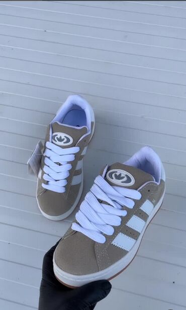 Patike: Patike, veličina - 37 — 16