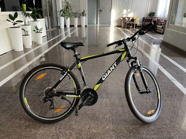 матор на гигант: Горный велосипед, Giant, Рама M (156 - 178 см), Алюминий, Новый