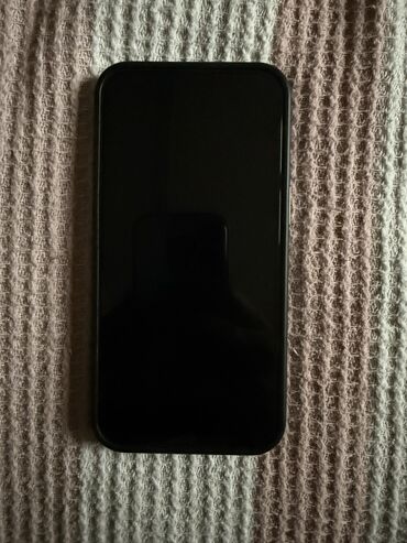 Apple iPhone: IPhone 13 Pro, Б/у, 256 ГБ, Black Titanium, Зарядное устройство, Защитное стекло, Чехол, 75 %