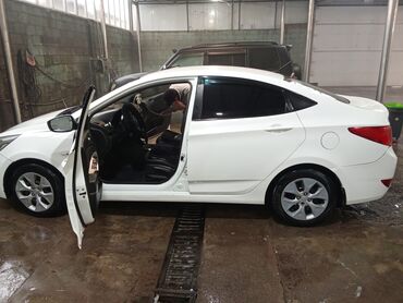 Hyundai: Hyundai Solaris: 2015 г., 1.4 л, Автомат, Бензин, Седан — 7