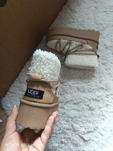 Čizme: Čizme — 19