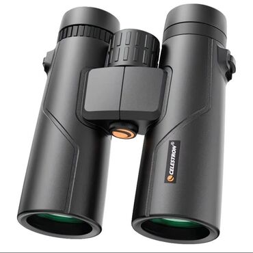 баксерский перчатки: Бинокль Celestron (roof‑призма) - Оптика: просветлённые линзы