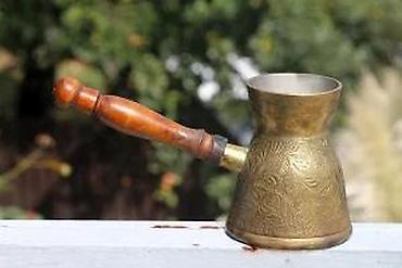 Staro posuđe i escajg: Teška stara MESINGana KALAISANA đžezva. Teška stara kalaisana džezva — 12