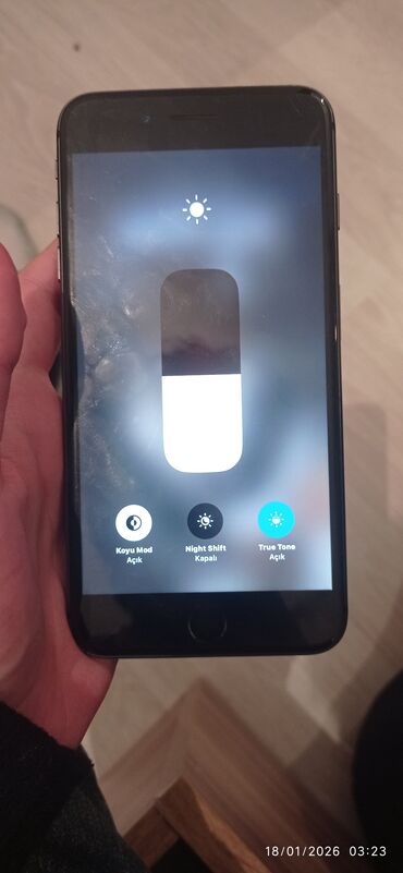 Apple iPhone: IPhone 8 Plus, 64 GB, Qara, Barmaq izi, Simsiz şarj — 6