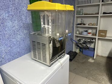 оборудование для сока: Коммерческий диспенсер для сока с двумя прозрачными емкостями