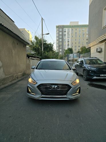 Hyundai: Hyundai Sonata: 2018 г., 2 л, Типтроник, Газ, Седан