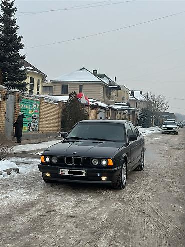 BMW: BMW 5 series: 1993 г., 2.5 л, Механика, Бензин, Седан at lalafo.kg — 2 BMW: BMW 5 series: 1993 г., 2.5 л, Механика, Бензин, Седан — 2
