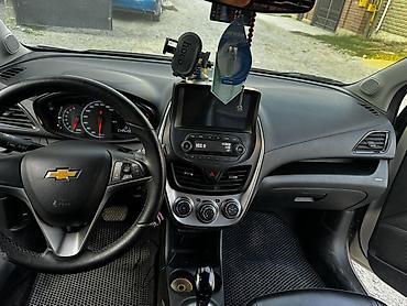 byd yan plus: Chevrolet Spark: 2017 г., 1 л, Автомат, Бензин, Хэтчбэк — 5