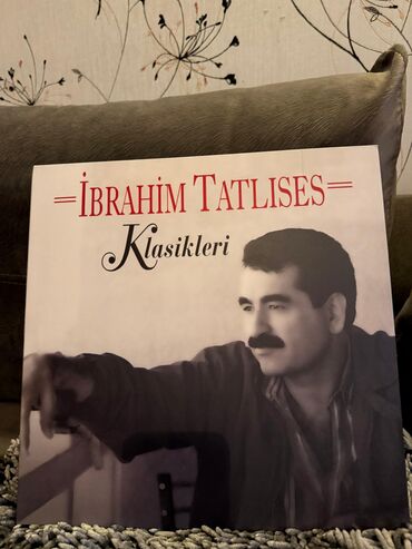 Markalar: Vinil val, Klassik, 2025 il, Pulsuz çatdırılma