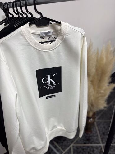 muška etno košulja: Muski duks Calvin Klein Velicine M, L, XXL Idealno za poklon
