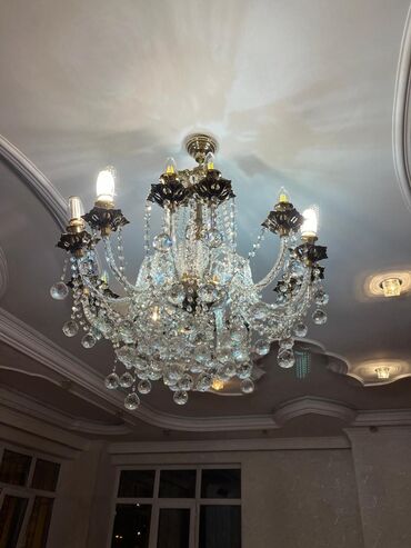 Qida məhsulları: Çılçıraq, 10 və daha çox lampa, Xrustal