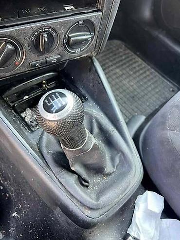 focus 4: ZADNJE VETROBRANSKO STAKLO ZA VOLKSWAGEN GOLF 4 | Zadnje — 4