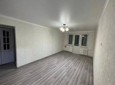 Продажа квартир: 3 комнаты, 58 м², 104 серия, 2 этаж, Косметический ремонт