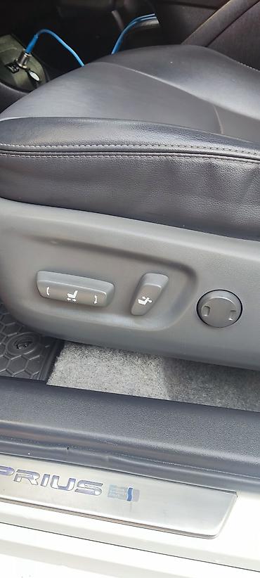 prius 30: Toyota Prius: 2012 г., 1.8 л, Вариатор, Гибрид, Хэтчбэк — 8