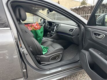 Renault: Renault SM6: 2022 г., Бензин, Седан — 8