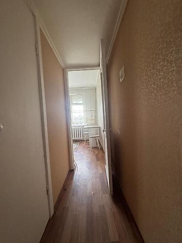 single room flat: 3комнатная квартира Планировка и помещения: - Просторный коридор. - — 5