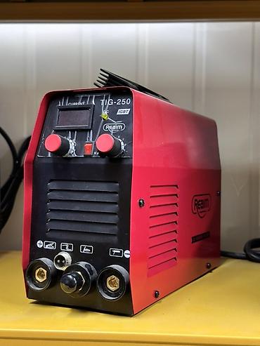 Сварочные аппараты: Сварочный инвертор Realm TIG-250 (IGBT) - Тип: аргонодуговая сварка — 1