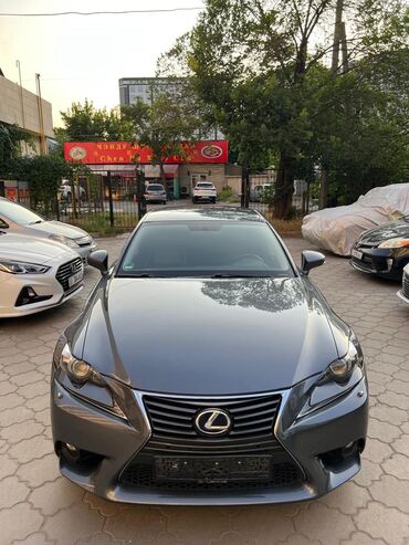 Lexus: Lexus IS: 2016 г., 2.5 л, Типтроник, Гибрид, Седан