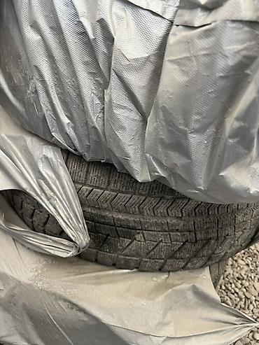 blizzak: Зимние шины Bridgestone Blizzak VRX2 - Размер: 235/55 R18 - Индекс — 1