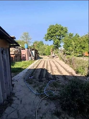 продаеться дом: 2 комнаты, 70 м², 3 соток, Бишкек, Маевка с. Собственник — 1