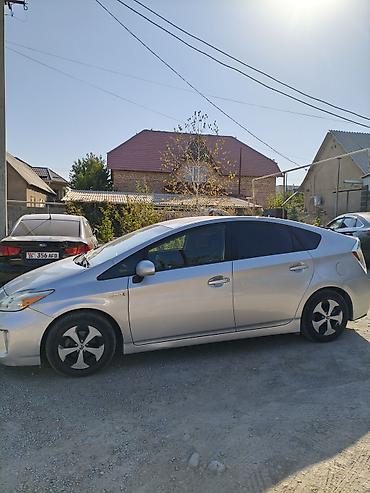 gac m8: Toyota Prius: 2015 г., 1.8 л, Автомат, Гибрид, Хэтчбэк — 3