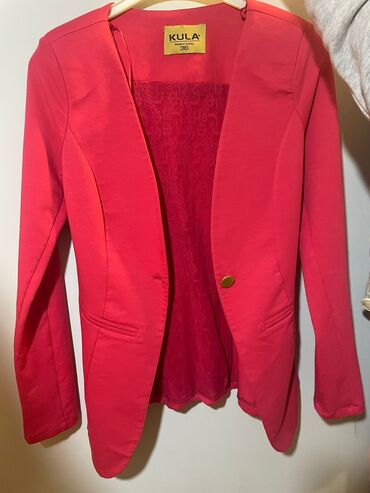 crveni komplet pantalone i sako: S (EU 36), M (EU 38), Jednobojni